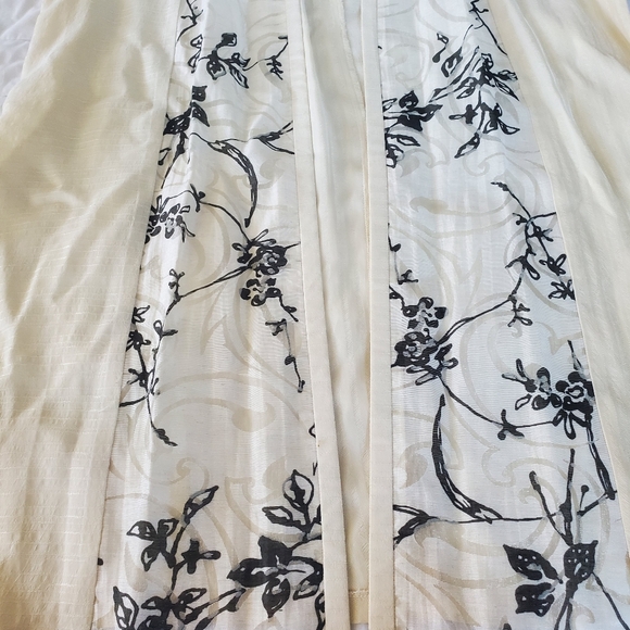 Top - Picture 4 of 13